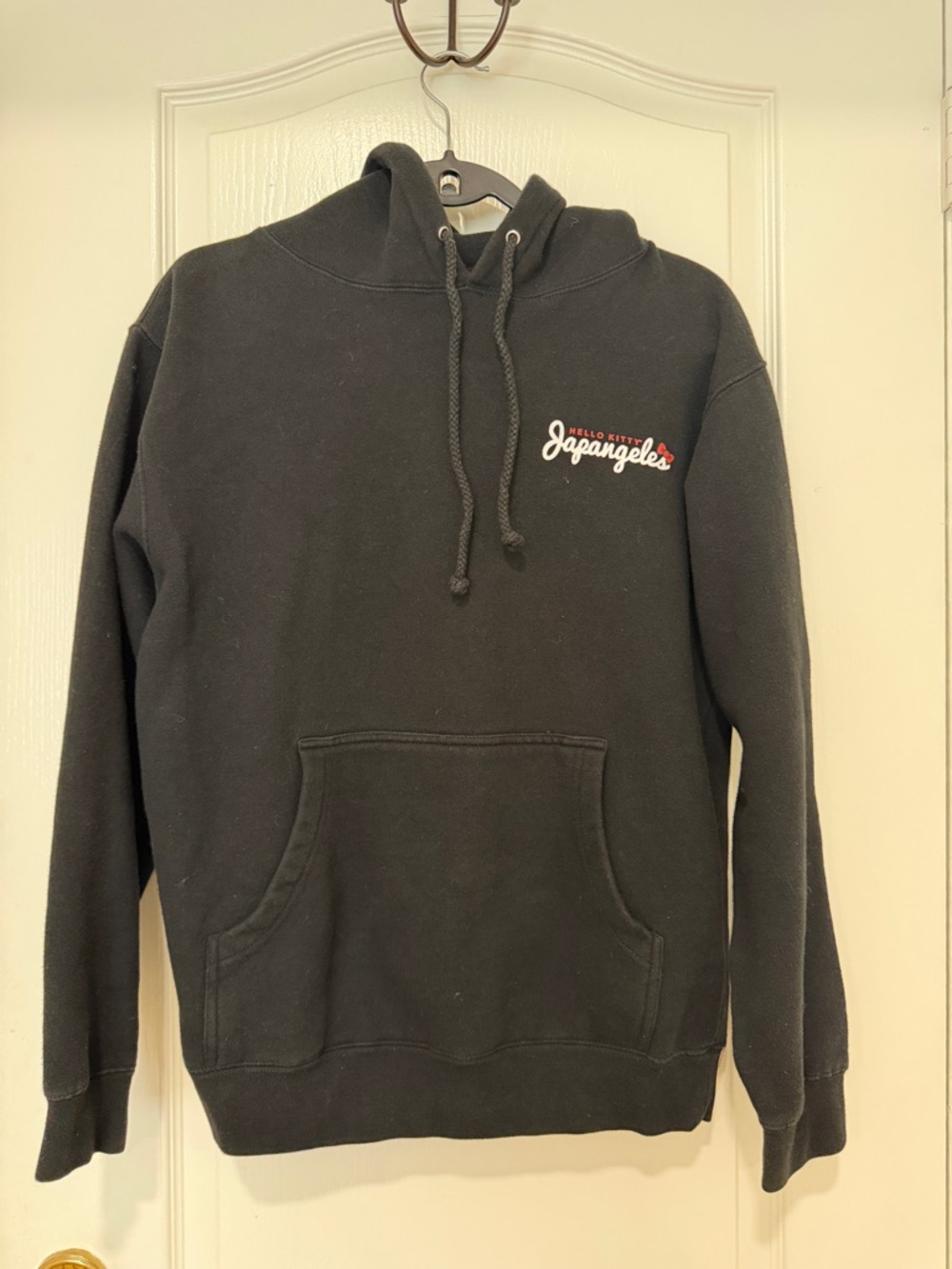 Hello Kitty Los Angeles Hoodie Small Black Japan Graphic Sweatshirt - Picture 2 of 5